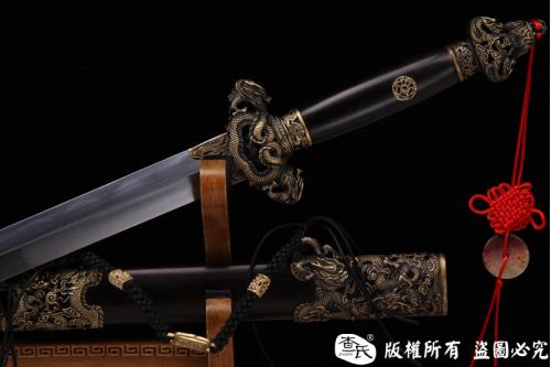 精细龙图剑-百炼钢烧刃