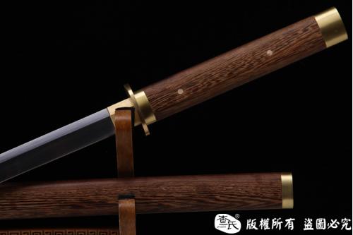 经典素装唐刀-可以砍铁