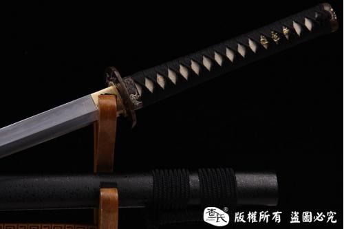 兼关-精品直刀