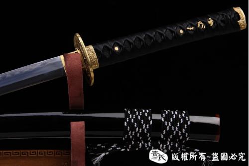 本三枚手雕武士刀