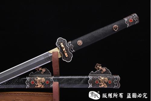 鎏金银麒麟瓦楞唐剑