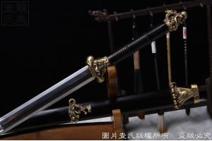 龙牙剑-羽毛钢精品